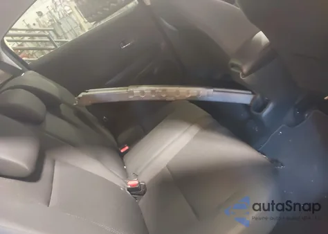 2021 Honda Hr-V Awd Lx z USA, uszkodzony, nr VIN 3CZRU6H32MM735623